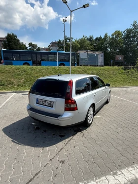 Volvo V50 - 2000 € / 3911.66 лв. - 72118428 2 | Car24.bg Volvo V50 - 2000 € / 3911.66 лв. - 72118428 2