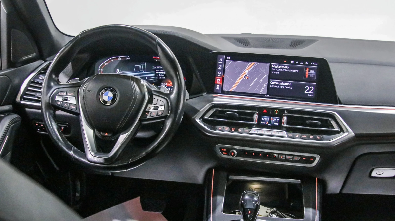 BMW X5 xDrive40i* 360CAM* H&K Sound* Pano* Black Leather* - изображение 7 | Auto.bg BMW X5 xDrive40i* 360CAM* H&K Sound* Pano* Black Leather* - изображение 7