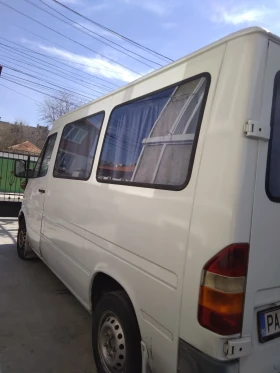 Mercedes-Benz Sprinter 212
