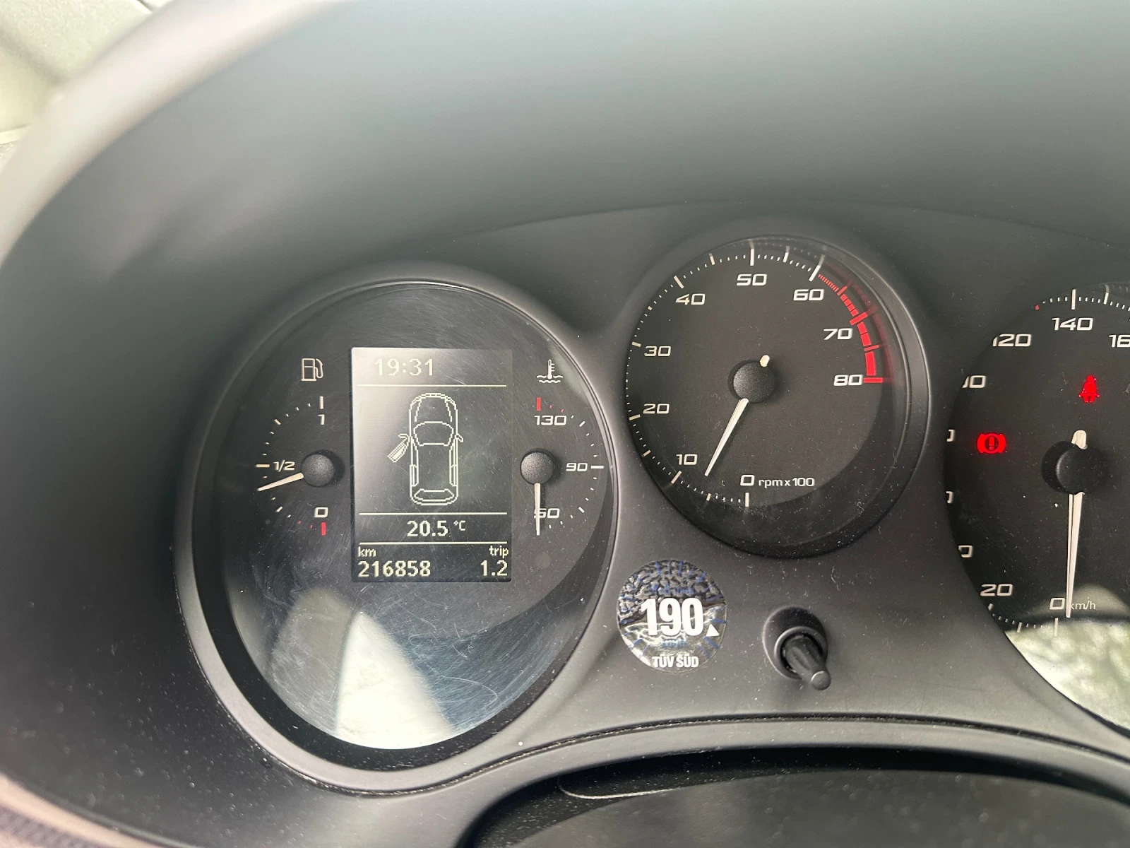 Seat Leon 1.4 TSI - изображение 10 | Auto.bg Seat Leon 1.4 TSI - изображение 10