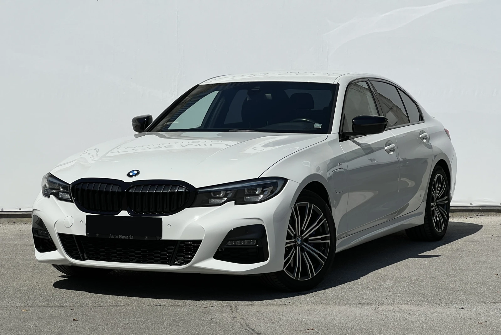 BMW 330 e xDrive M Sport | Auto.bg — изображение 1 BMW 330 e xDrive M Sport | Auto.bg — изображение 1