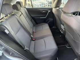 Toyota Rav4 2.5 HYBRID / 4X4 / 86 000 км / YOUTUBE / WAZE | Auto.bg — изображение 13 Toyota Rav4 2.5 HYBRID / 4X4 / 86 000 км / YOUTUBE / WAZE | Auto.bg — изображение 13