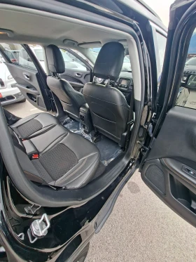 Jeep Compass 4x4 2.4 180hp - 16900 € - 12200379 12 | Car24.bg Jeep Compass 4x4 2.4 180hp - 16900 € - 12200379 12