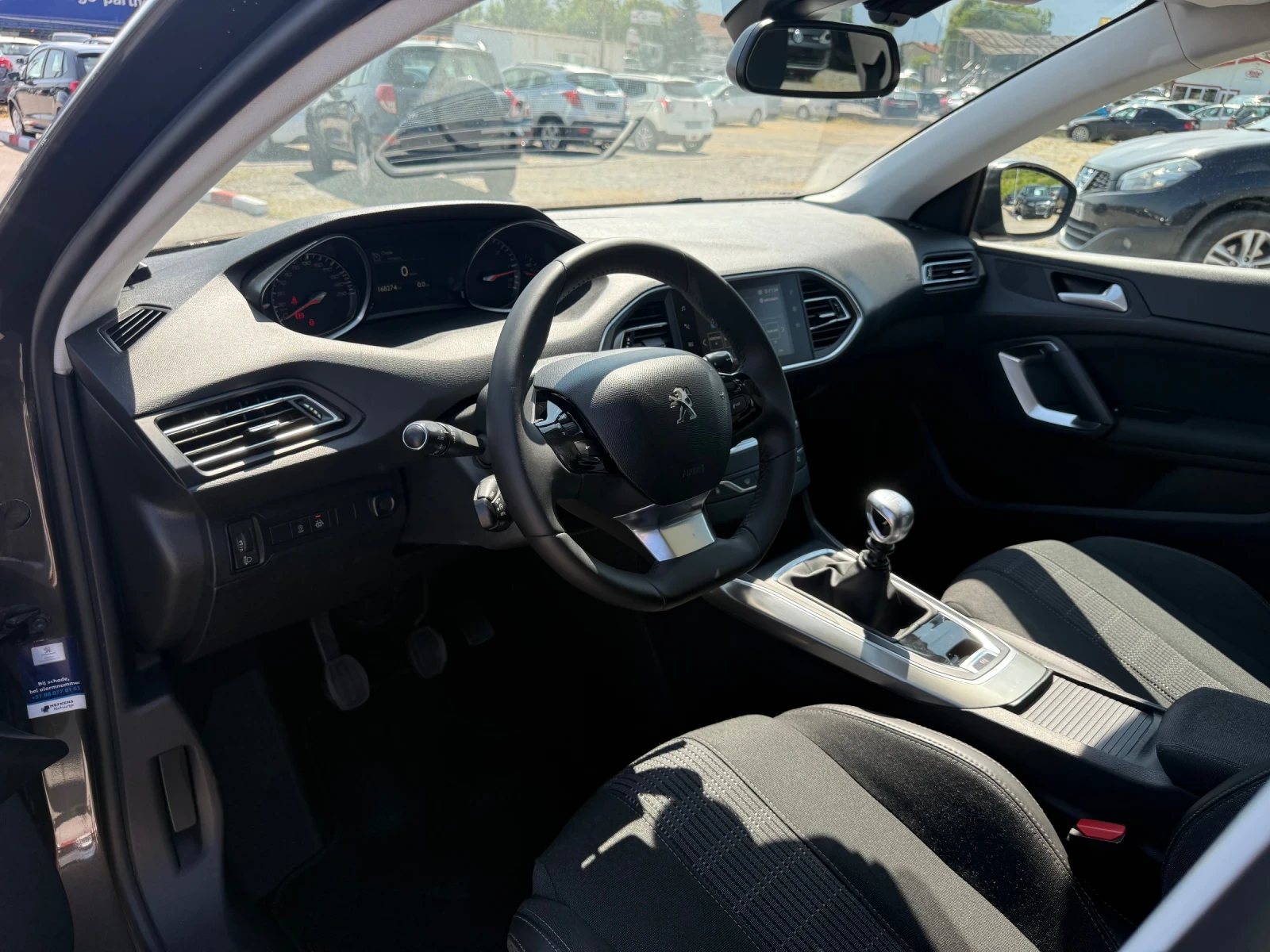 Peugeot 308 1.6 hdi ALLURE/FULL EXTRA - изображение 7 | Auto.bg Peugeot 308 1.6 hdi ALLURE/FULL EXTRA - изображение 7