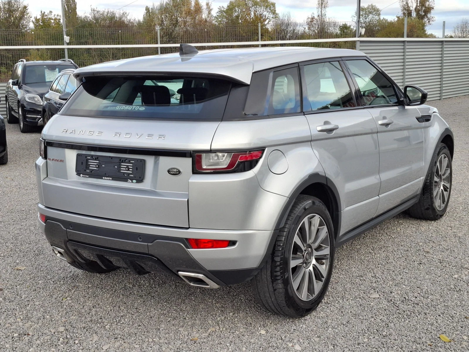 Land Rover Range Rover Evoque Facelift/ТОП СЪСТОЯНИЕ - изображение 8 | Auto.bg Land Rover Range Rover Evoque Facelift/ТОП СЪСТОЯНИЕ - изображение 8