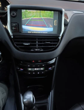 Peugeot 208 Navi panorama - 6599 € / 12906.52 лв. - 71153893 10 | Car24.bg Peugeot 208 Navi panorama - 6599 € / 12906.52 лв. - 71153893 10