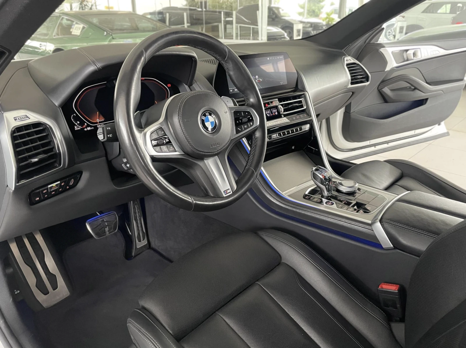 BMW 840 d xDrive GranCoupe 360/Обдухване/ H/K  - изображение 4 | Auto.bg BMW 840 d xDrive GranCoupe 360/Обдухване/ H/K  - изображение 4