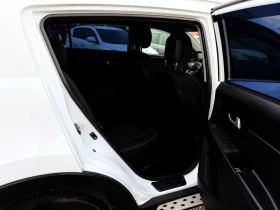 Kia Sportage 1.7 CRDI Италия Уникат | Auto.bg — изображение 12 Kia Sportage 1.7 CRDI Италия Уникат | Auto.bg — изображение 12