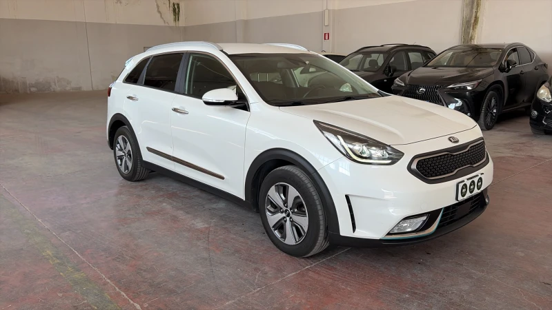 Kia Niro - 12999 € - 36927319 1 | Car24.bg Kia Niro - 12999 € - 36927319 1