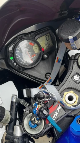 Suzuki Gsxr undefined | Auto.bg — изображение 10 Suzuki Gsxr undefined | Auto.bg — изображение 10