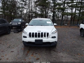 Jeep Cherokee 2.4L I-4 VVT, 184HP 4X4 Drive - 7500 € / 14668.73 лв. - 13706849 4 | Car24.bg Jeep Cherokee 2.4L I-4 VVT, 184HP 4X4 Drive - 7500 € / 14668.73 лв. - 13706849 4