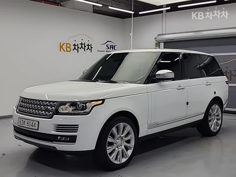 Land Rover Range rover 5.0 V8 SE HEAD UP 360CAM ЕКРАНИ FULL - 27420 € / 53628.86 лв. - 66217742 1 | Car24.bg Land Rover Range rover 5.0 V8 SE HEAD UP 360CAM ЕКРАНИ FULL - 27420 € / 53628.86 лв. - 66217742 1