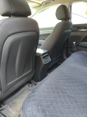Hyundai Elantra undefined | Auto.bg — изображение 12 Hyundai Elantra undefined | Auto.bg — изображение 12