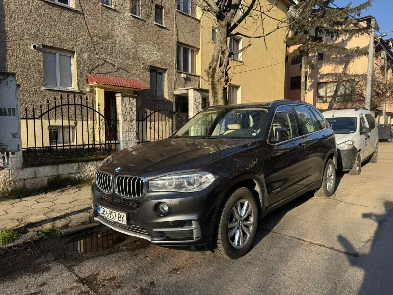 BMW X5 xDrive 3.0d F15 - 17950 € / 35107.15 лв. - 42401474 1 | Car24.bg BMW X5 xDrive 3.0d F15 - 17950 € / 35107.15 лв. - 42401474 1