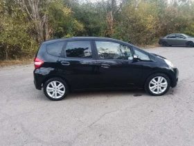 Honda Jazz 1.4 V-TEC EXECUTIVE ПАНОРАМА - 6500 € - 99079998 4 | Car24.bg Honda Jazz 1.4 V-TEC EXECUTIVE ПАНОРАМА - 6500 € - 99079998 4