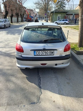 Peugeot 206 - 1200 € / 2347.00 лв. - 25259899 5 | Car24.bg Peugeot 206 - 1200 € / 2347.00 лв. - 25259899 5