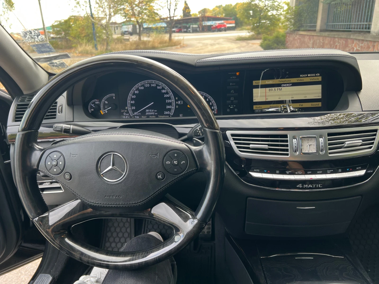 Mercedes-Benz S 550 AMG 4 Matic Panorama - изображение 7 | Auto.bg Mercedes-Benz S 550 AMG 4 Matic Panorama - изображение 7