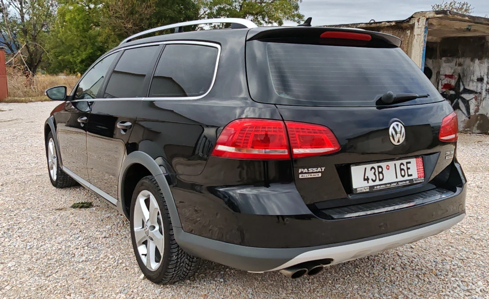 VW Alltrack 2.0TDI* 140к.с* 4x4* HIGHLINE* Bi-Xenon* Camera* N - изображение 4 | Auto.bg VW Alltrack 2.0TDI* 140к.с* 4x4* HIGHLINE* Bi-Xenon* Camera* N - изображение 4