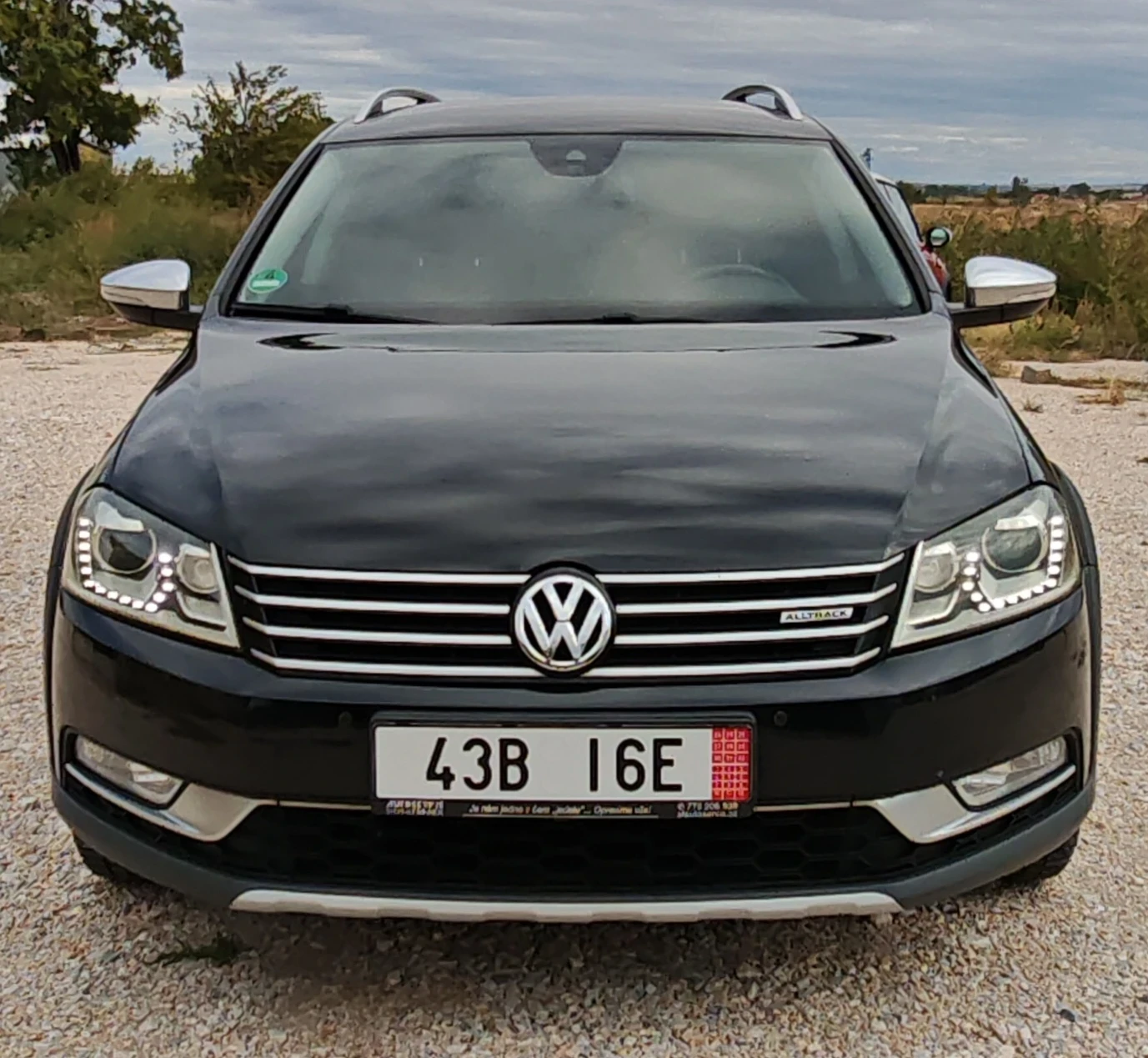 VW Alltrack 2.0TDI* 140к.с* 4x4* HIGHLINE* Bi-Xenon* Camera* N - изображение 3 | Auto.bg VW Alltrack 2.0TDI* 140к.с* 4x4* HIGHLINE* Bi-Xenon* Camera* N - изображение 3