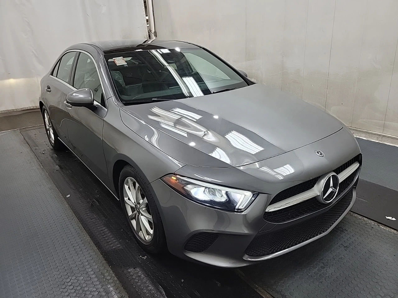 Mercedes-Benz CLA 220 * АВТО КРЕДИТ* ЦЕНА ДО БГ * Сервизна история *  - изображение 3 | Auto.bg Mercedes-Benz CLA 220 * АВТО КРЕДИТ* ЦЕНА ДО БГ * Сервизна история *  - изображение 3