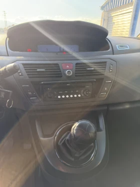 Citroen C4 Picasso 1.6hdi - 2499 € / 4887.62 лв. - 71606379 13 | Car24.bg Citroen C4 Picasso 1.6hdi - 2499 € / 4887.62 лв. - 71606379 13