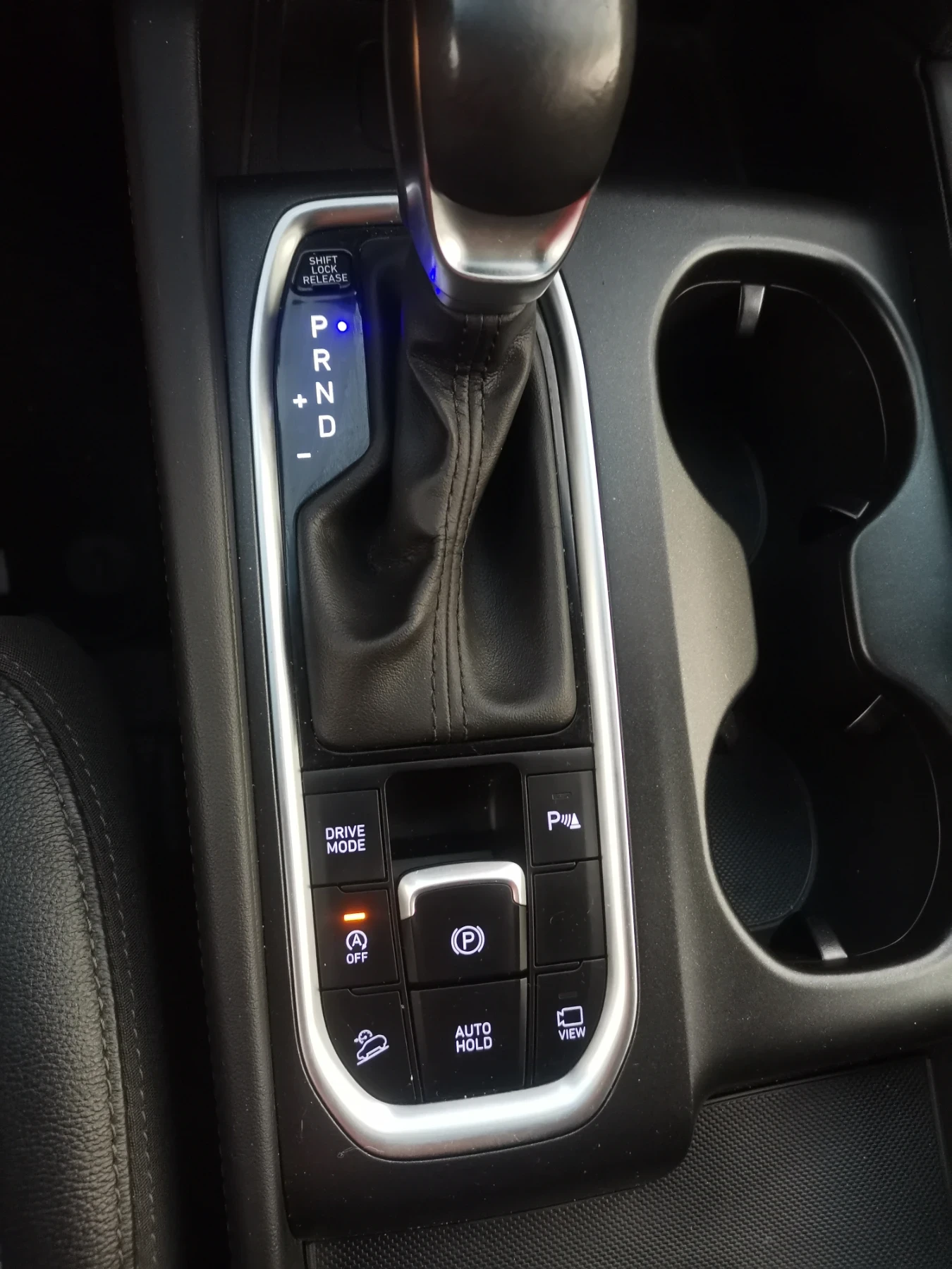 Hyundai Santa fe 2.2 diesel 4х4  8 speed gearbox  - изображение 4 | Auto.bg Hyundai Santa fe 2.2 diesel 4х4  8 speed gearbox  - изображение 4