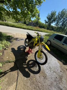 Suzuki Rmz