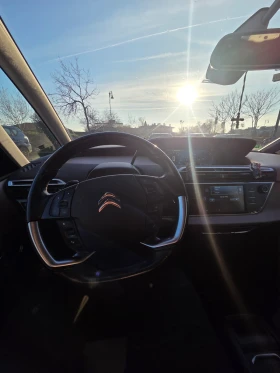 Citroen Grand C4 Picasso - 8500 € / 16624.56 лв. - 50597733 16 | Car24.bg Citroen Grand C4 Picasso - 8500 € / 16624.56 лв. - 50597733 16