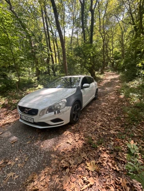 Volvo V60 R disain - 3000 € - 40641556 12 | Car24.bg Volvo V60 R disain - 3000 € - 40641556 12
