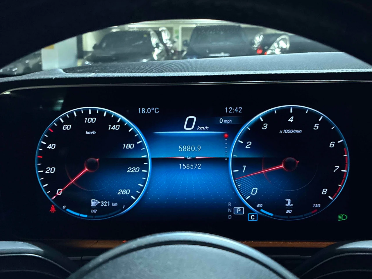 Mercedes-Benz GLE 350 4M* AMG-pk* Night-pk* Distr* Burmester* 360* Пано* - изображение 8 | Auto.bg Mercedes-Benz GLE 350 4M* AMG-pk* Night-pk* Distr* Burmester* 360* Пано* - изображение 8