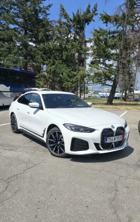 BMW i4 eDrive40 M-Sport 360/M Седалки/Adaptive M/HK - Car24.bg BMW i4 eDrive40 M-Sport 360/M Седалки/Adaptive M/HK