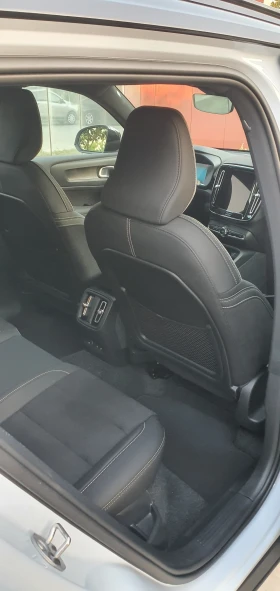 Volvo XC40 Twin Motor Ultimate FULL | Auto.bg — изображение 11 Volvo XC40 Twin Motor Ultimate FULL | Auto.bg — изображение 11
