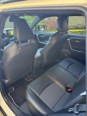 Toyota Rav4 Hybrid 2.5L Първи собственик, Сервизна история - 33900 € - 39004034 7 | Car24.bg Toyota Rav4 Hybrid 2.5L Първи собственик, Сервизна история - 33900 € - 39004034 7