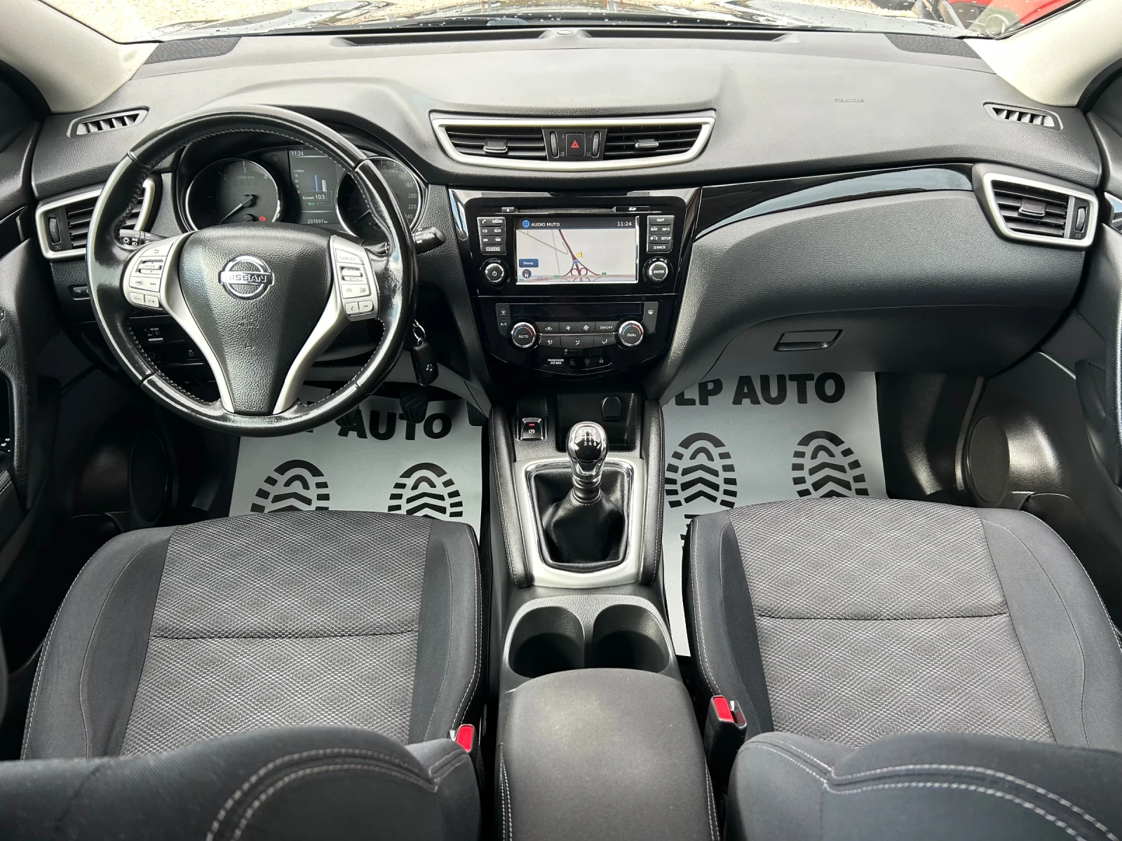 Nissan Qashqai * 1.5* DCi* 110к.с* Navi* KAMERA*  - изображение 9 | Auto.bg Nissan Qashqai * 1.5* DCi* 110к.с* Navi* KAMERA*  - изображение 9