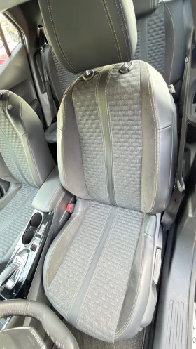 Peugeot 2008 1.2i ALLURE EAT8 - 31999 лв. / 16360.83 € - 83197982 12 | Car24.bg Peugeot 2008 1.2i ALLURE EAT8 - 31999 лв. / 16360.83 € - 83197982 12