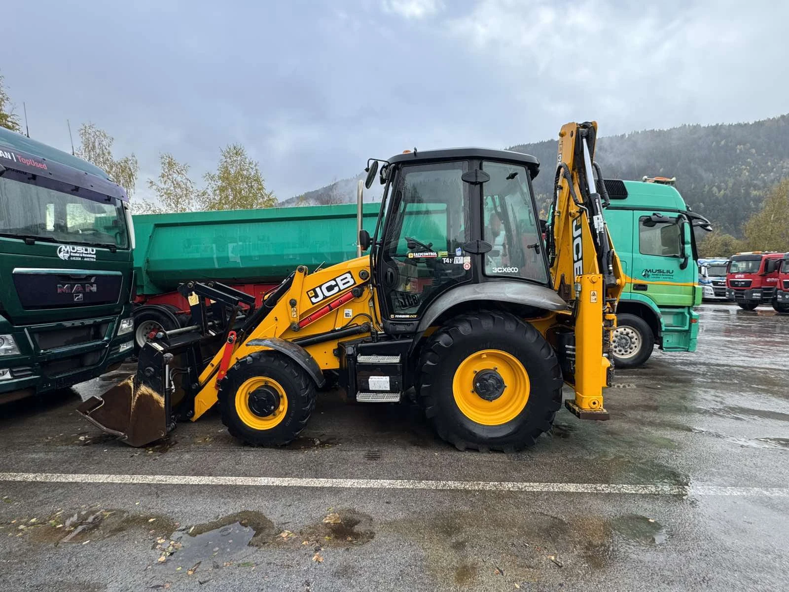 Багер JCB 3CX - Комбиниран багер - изображение 2 | Auto.bg Багер JCB 3CX - Комбиниран багер - изображение 2