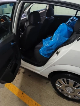 Opel Astra 1.6-115кс - 2200 € / 4302.83 лв. - 62691845 11 | Car24.bg Opel Astra 1.6-115кс - 2200 € / 4302.83 лв. - 62691845 11