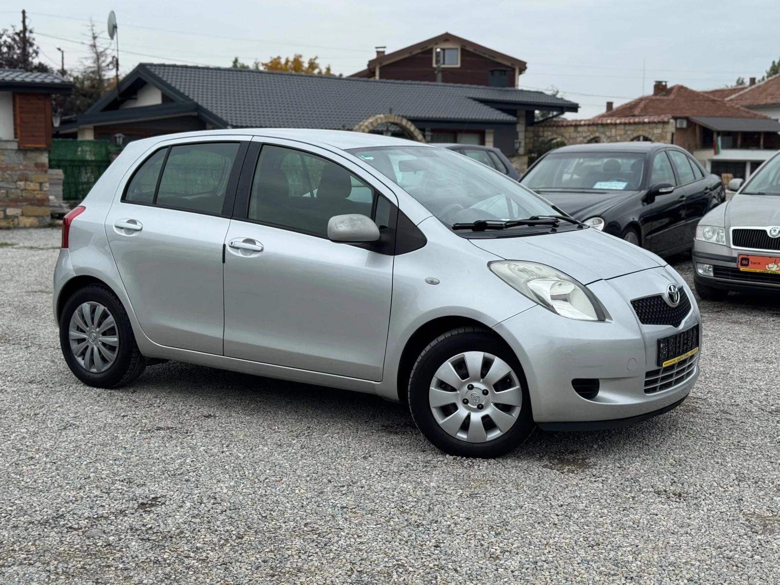 Toyota Yaris 1.4 D-4D 90кс КЛИМАТИК  - изображение 7 | Auto.bg Toyota Yaris 1.4 D-4D 90кс КЛИМАТИК  - изображение 7