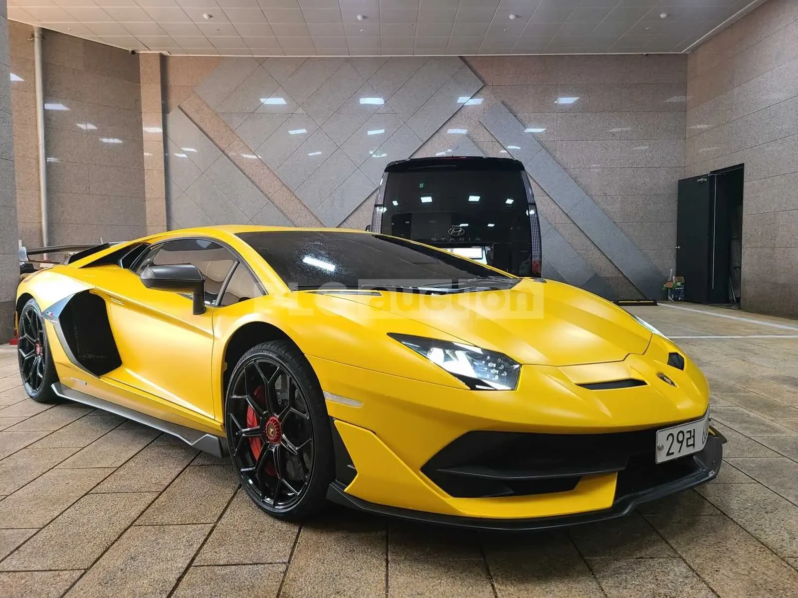 Lamborghini Aventador SVJ * SPECIAL EDITITON* | Auto.bg — изображение 1 Lamborghini Aventador SVJ * SPECIAL EDITITON* | Auto.bg — изображение 1