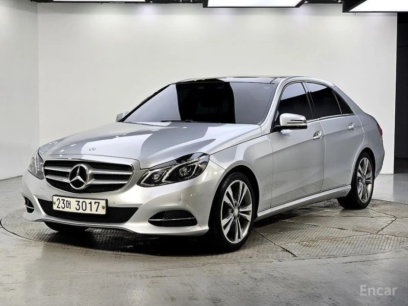 Mercedes-Benz E 300 - 10800 € / 21122.96 лв. - 54378715 1 | Car24.bg Mercedes-Benz E 300 - 10800 € / 21122.96 лв. - 54378715 1