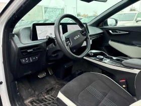 Kia EV6 Land w/GT Line Pkg AWD * CARFAX * | Auto.bg — изображение 7 Kia EV6 Land w/GT Line Pkg AWD * CARFAX * | Auto.bg — изображение 7
