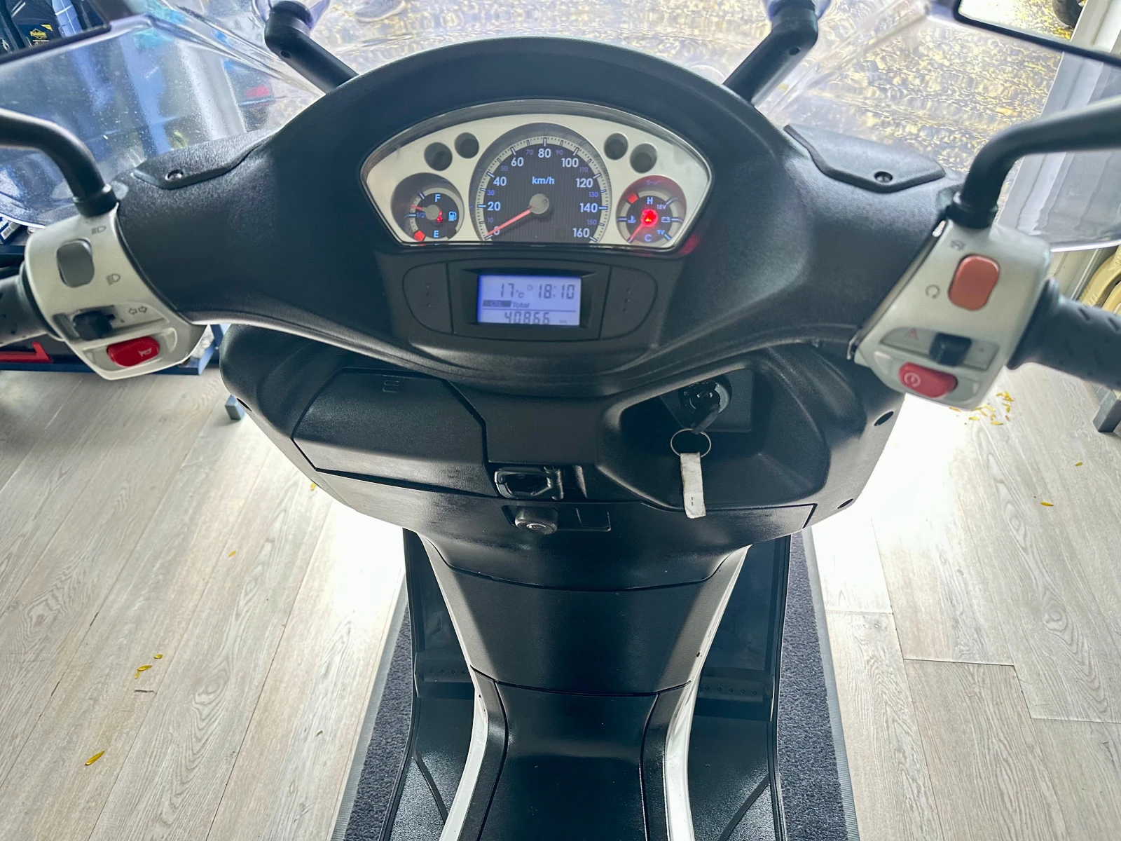 Yamaha Versity XC300 03.2005г. - изображение 10 | Auto.bg Yamaha Versity XC300 03.2005г. - изображение 10