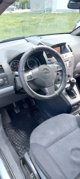 Opel Zafira B 1, 9 CDTI - 1849 € - 31541587 4 | Car24.bg Opel Zafira B 1, 9 CDTI - 1849 € - 31541587 4