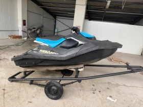 Джет Bombardier Sea Doo Spark
