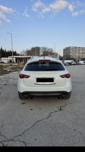 Infiniti QX70 3.0d - 16800 € / 32857.94 лв. - 30631015 7 | Car24.bg Infiniti QX70 3.0d - 16800 € / 32857.94 лв. - 30631015 7
