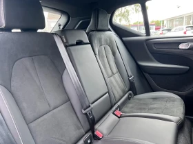 Volvo XC40 EV Twin Ultimate AWD 360 DIST Winter Pack H/K PANO | Auto.bg — изображение 15 Volvo XC40 EV Twin Ultimate AWD 360 DIST Winter Pack H/K PANO | Auto.bg — изображение 15