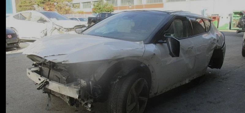 Kia EV6 77kw 239kw - 12999 лв. / 6646.28 € - 71857321 1 | Car24.bg Kia EV6 77kw 239kw - 12999 лв. / 6646.28 € - 71857321 1