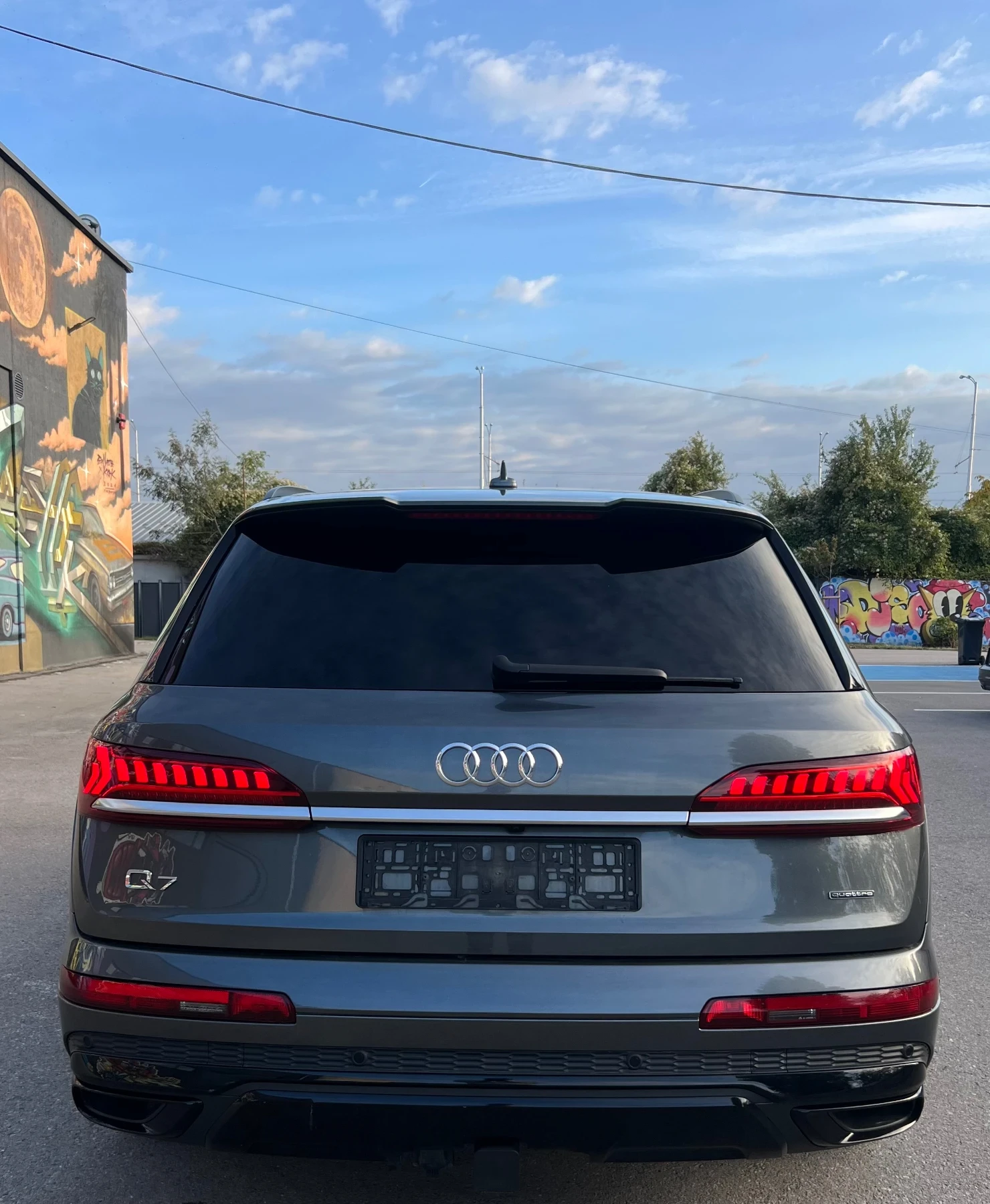 Audi Q7 55 TFSI S-Line Mild Hybrid B&O - изображение 6 | Auto.bg Audi Q7 55 TFSI S-Line Mild Hybrid B&O - изображение 6