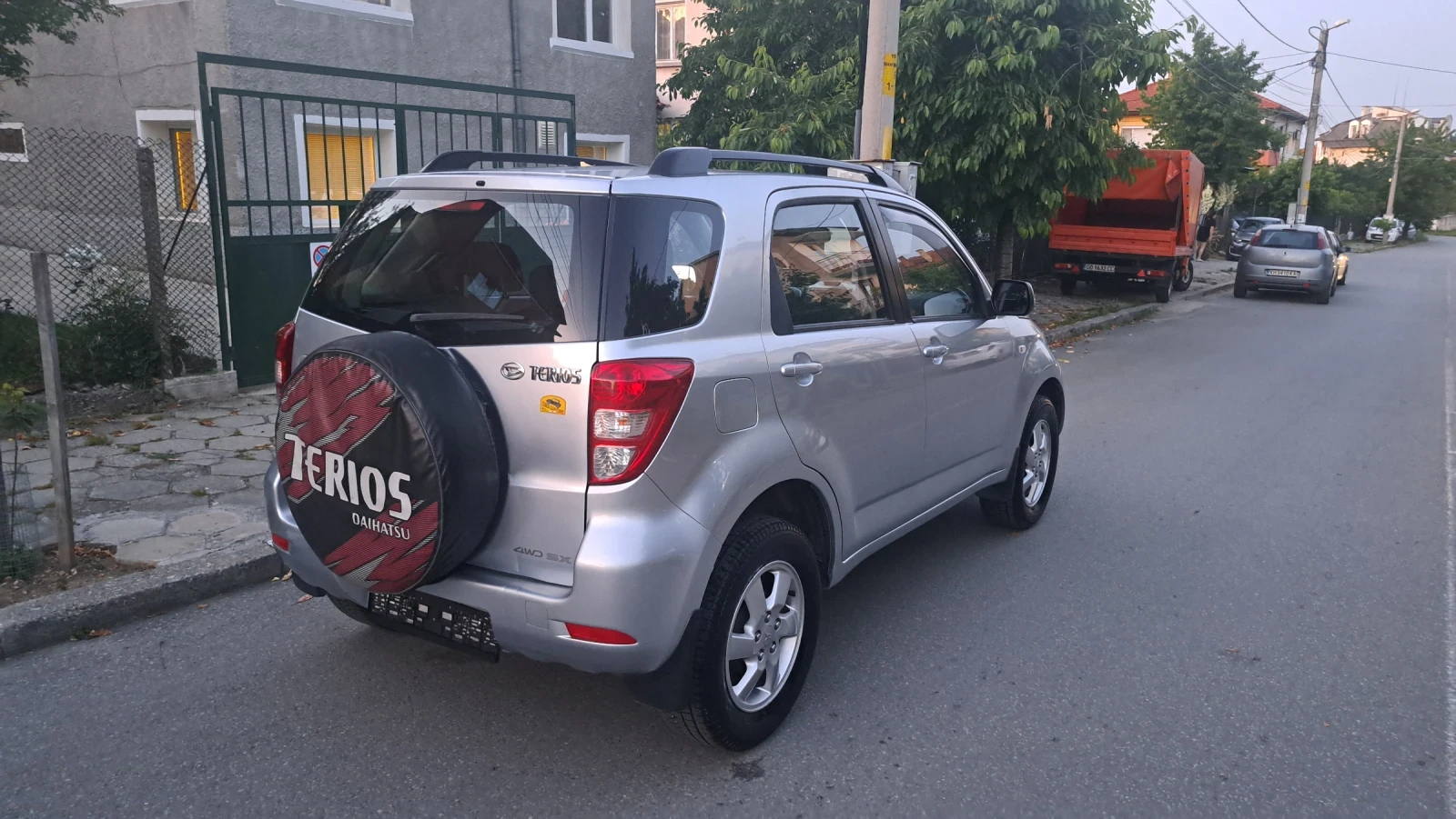 Daihatsu Terios 1.3 4?4 - изображение 4 | Auto.bg Daihatsu Terios 1.3 4?4 - изображение 4