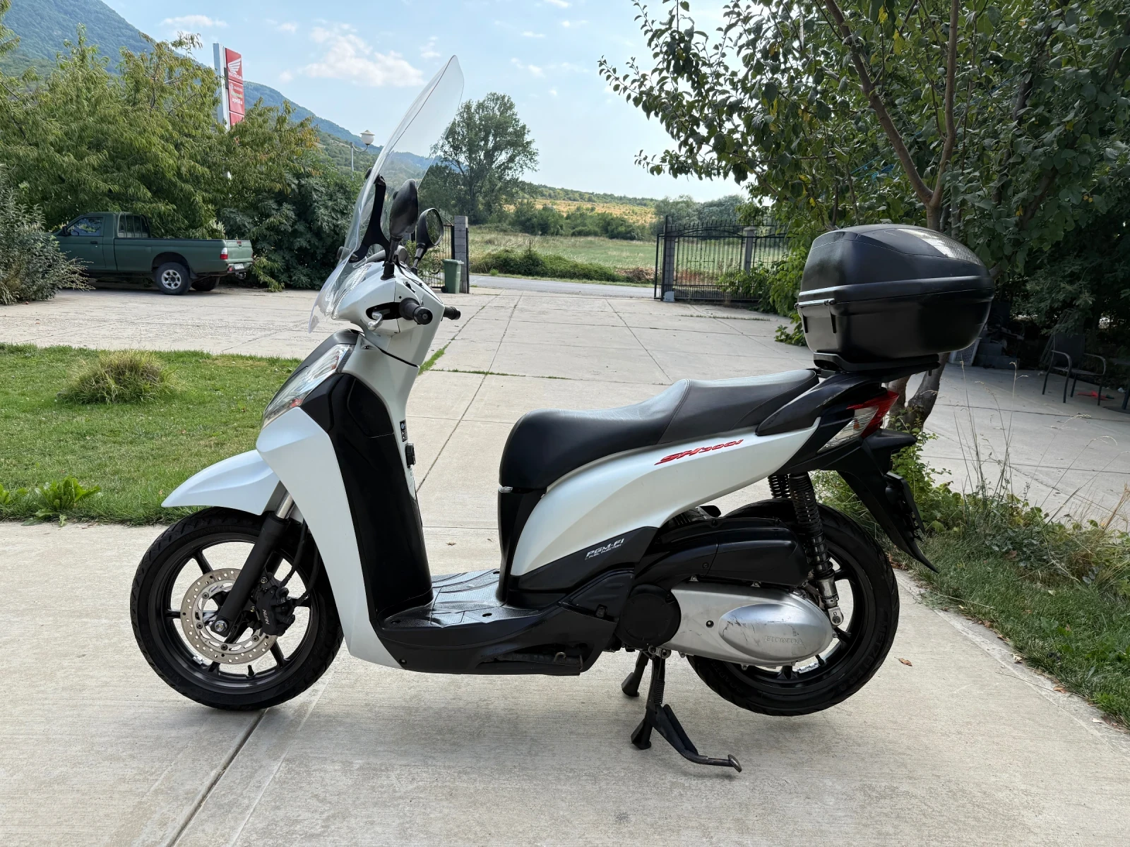 Honda Sh 300 2014 - изображение 4 | Auto.bg Honda Sh 300 2014 - изображение 4